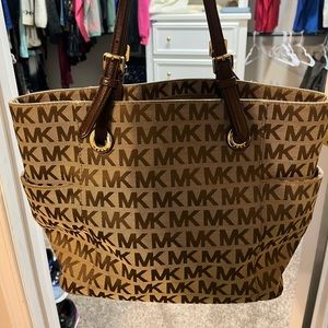 MK purse